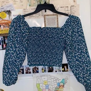 Off the shoulder blue top flower